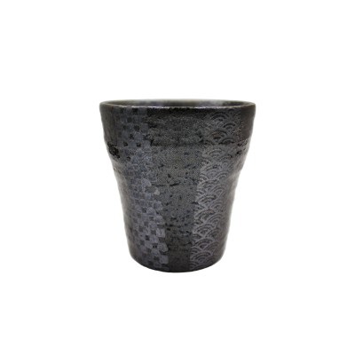 黑灰色茶杯，尺寸为9*9.3厘米，容量为270毫升。
