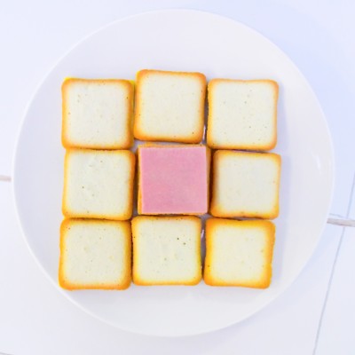 Biscuits langue de chat à la fraise MPA 10p 90g*(10)   Langue de Chat Fraise | Délicatesse Japonaise | Cadeau Gourmand