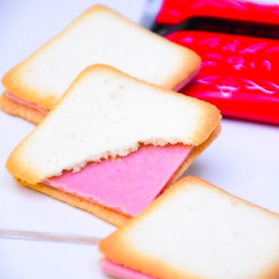 Biscuits langue de chat à la fraise MPA 10p 90g*(10)   Langue de Chat Fraise | Délicatesse Japonaise | Cadeau Gourmand