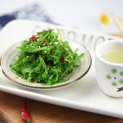 *Seaweed salad with sesame in a 200g package MPA (24)*