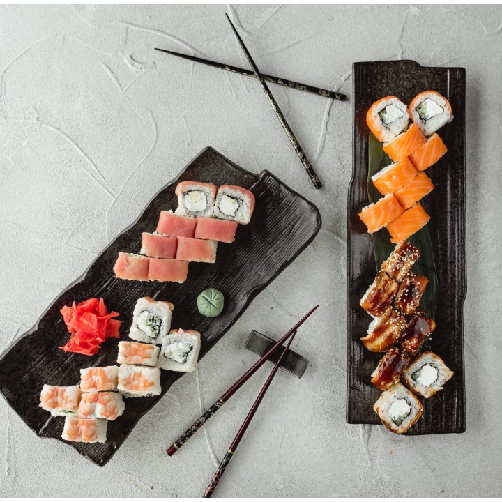 Découvrez la Magie du Sushi Carré : Un Voyage Culinaire avec Notre Moule pour Maki Carré